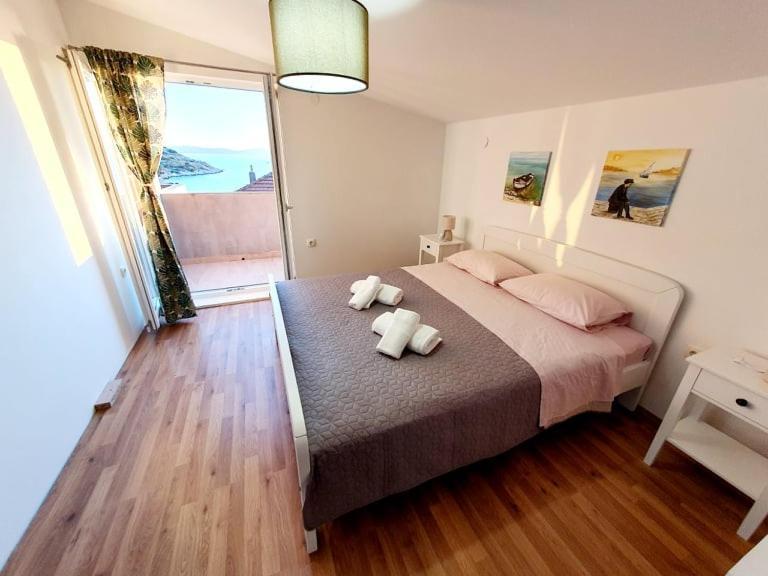 Apartman Sime Tribalj Exteriör bild